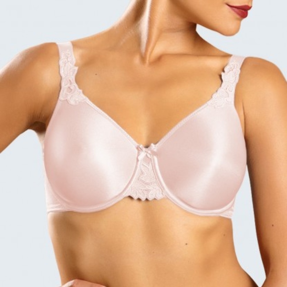 CHANTELLE light pink bra